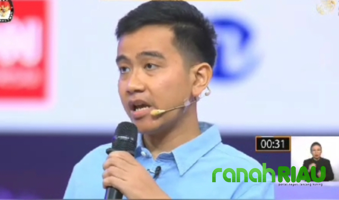 Darmizal Acungi Jempol Penampilan Gibran dalam Debat Cawapres